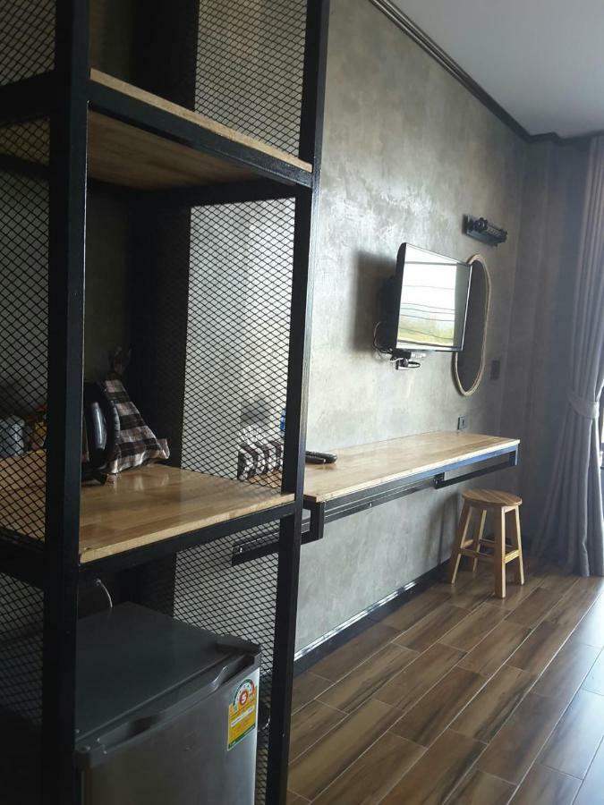 Lanta Chaolay Hostel Koh Lanta Exterior photo